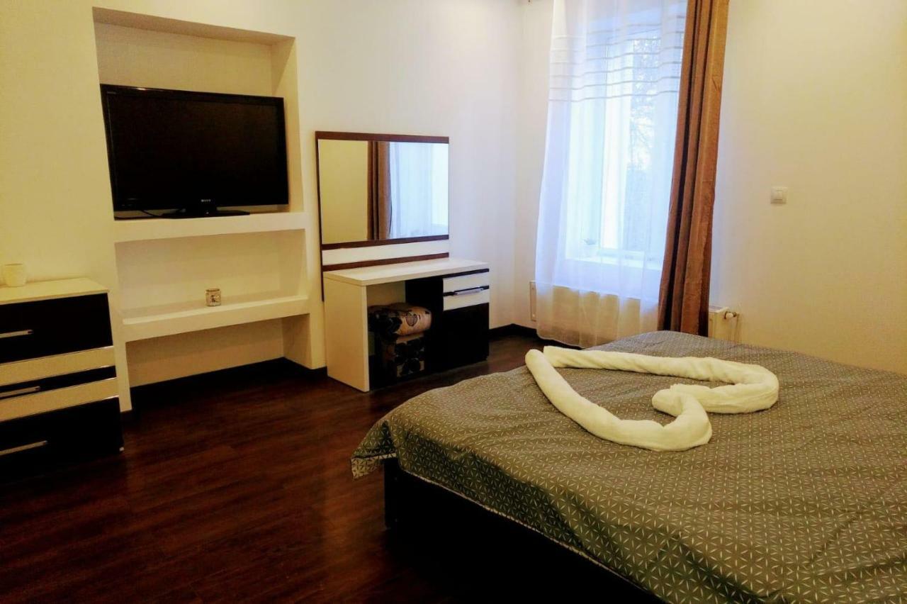 Luxury Accommodation Republicii Brașov Exterior foto